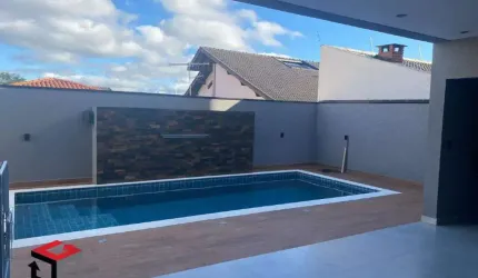 Sobrado à venda 3 quartos 3 suítes 4 vagas Dos Pássaros - São Bernardo do Campo - SP