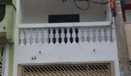 Sobrado com 125m² localizado no Bairro Conceição em Diadema - SP.