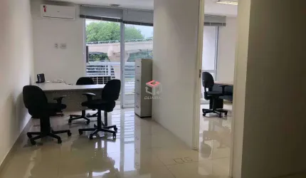 Sala de 42m² / Bairro Campo Belo em São Paulo - SP