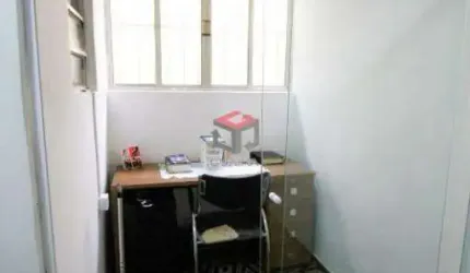 Sobrado de 186m² localizado no Jardim Hollywood em São Bernardo do Campo- SP.