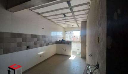 Sobrado à venda 3 quartos 2 suítes 2 vagas Utinga - Santo André - SP