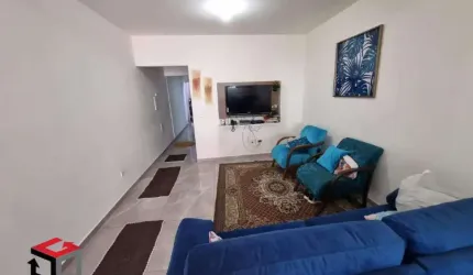 Sobrado reformado com 124m² localizado na Vila Floresta em Santo André.