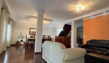 Sobrado à venda 4 quartos 3 suítes 3 vagas Campestre - Santo André - SP