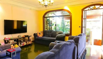 Sobrado à venda 3 quartos 3 suítes 3 vagas Capuava - Santo André - SP