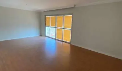 Apartamento de 125 m² no Campo Belo em São Paulo - SP (Com Elevadores)
