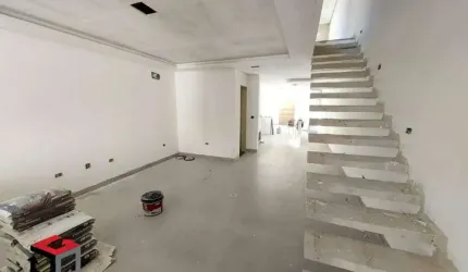 Sobrado à venda 3 quartos 3 suítes 2 vagas Metalúrgica - Santo André - SP