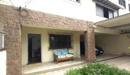 Sobrado à venda 3 quartos 4 vagas Assunção - Santo André - SP