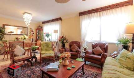 Apartamento de 120 m² Com Elevadores no Pacaembu em São Paulo - SP