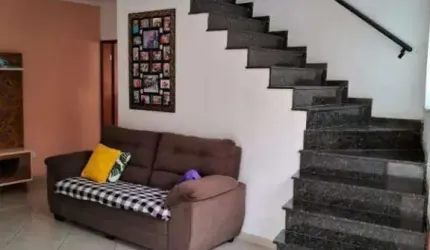 Sobrado à venda 4 quartos 1 suíte 3 vagas Centro - Diadema - SP