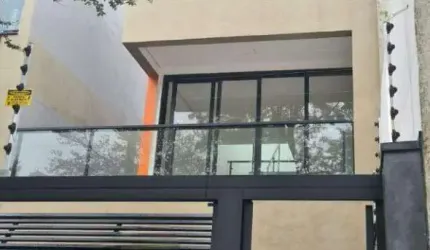 Sobrado à venda 3 quartos 2 suítes 3 vagas Paraíso - Santo André - SP