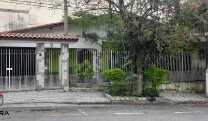 Casa com 184 m² localizado no Bairro Anchieta em São Bernardo do Campo - SP.