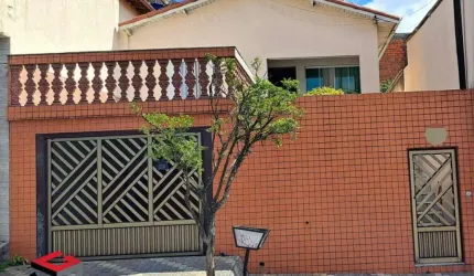 Casa 115 m² Localizado no Bairro Dos Casas em São Bernardo do Campo - SP.