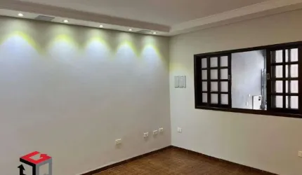 Sobrado à venda 3 quartos 2 vagas Marek - Santo André - SP