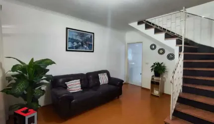 Sobrado de 145m² no Bairro do Estádio em Santo André - SP.