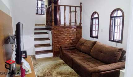 Sobrado à venda 3 quartos 2 vagas Humaitá - Santo André - SP