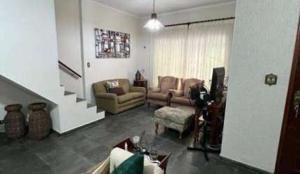 Sobrado à venda 5 quartos 3 suítes 2 vagas Nova Petrópolis - São Bernardo do Campo - SP