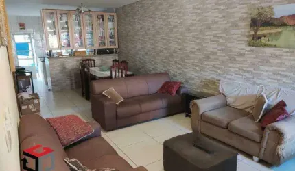 Casa térrea com 3 quartos no Bairro Jardim Sonia Maria em Mauá - SP