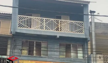 Sobrado à venda 3 quartos 1 suíte 2 vagas Santa Terezinha - São Bernardo do Campo - SP