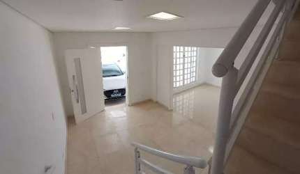 Sobrado à venda 3 quartos 2 suítes 2 vagas Centro - Santo André - SP