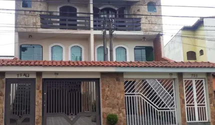 Sobrado à venda 3 quartos 3 suítes 6 vagas Pires - Santo André - SP