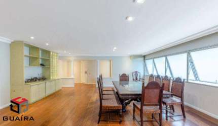 Apartamento 3 Dormitórios em Jardim Paulista com 170m²