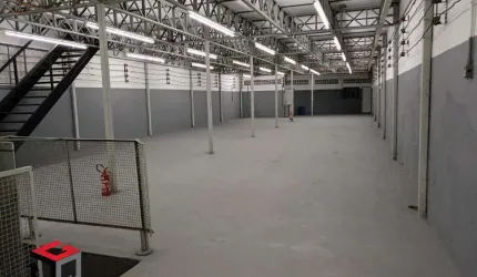 Galpão Comercial em Vila Moraes com 700m²