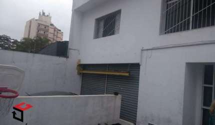 Casa de 290m² localizada no Bairro Nova Petrópolis em São Bernardo do Campo/SP.