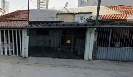 Casa Térrea com 160m² localizada no Bairro da Lapa em São Paulo - SP.