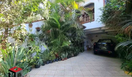 Sobrado à venda 3 quartos 1 suíte 5 vagas Oratório - Santo André - SP