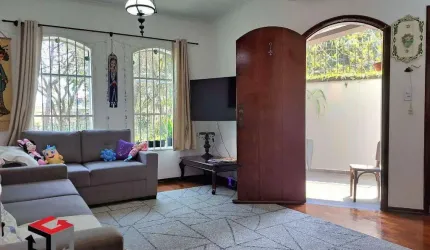 Sobrado à venda 3 quartos 1 suíte 2 vagas Jaçatuba - Santo André - SP
