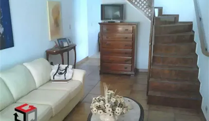 Assobradada com 2 quartos e 2 vagas no Bairro Baeta Neves