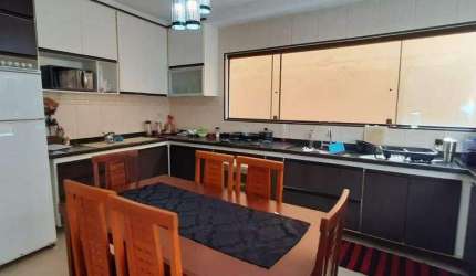 Sobrado 191 m² Localizado No Bairro Gerassi Santo André - SP