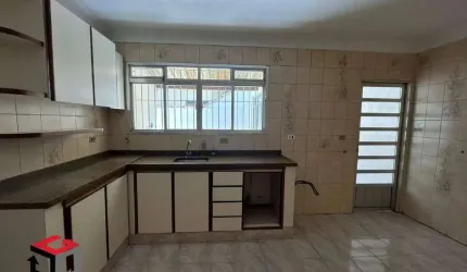 Casa à venda 3 quartos 1 suíte 2 vagas Guiomar - Santo André - SP