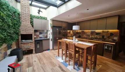 Sobrado 160m² 3 suítes 2 vagas - Vila da Saúde - SP
