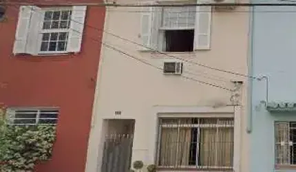 Sobrado com 111m² - Lapa - São Paulo - SP.