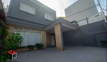 Casa Comercial em Saúde com 320m²