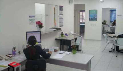 Prédio Comercial em Chácara Inglesa com 600m²