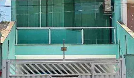 Sobrado à venda 3 quartos 3 suítes 4 vagas Pires - Santo André - SP