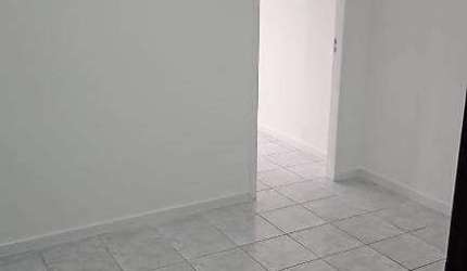 Sala comercial á venda com 39 m,²numa ótima localização.