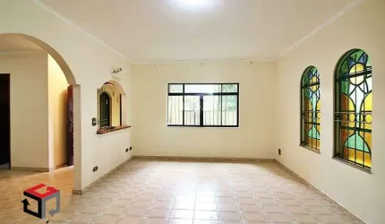 Sobrado à venda 5 quartos 2 suítes 2 vagas Taboão - São Bernardo do Campo - SP