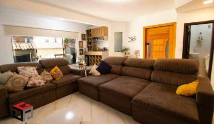 Sobrado para aluguel 3 quartos 1 suíte 5 vagas Paraíso - Santo André - SP