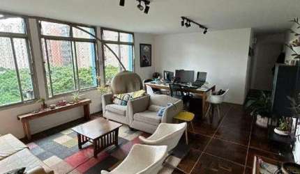 Apartamento 4 Dormitórios em Bela Vista com 183m²