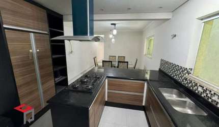 Sobrado à venda 4 quartos 1 suíte 2 vagas Pires - Santo André - SP