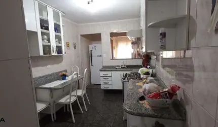 Sobrado com 2 dormitórios , 2 vagas -espaço para salão de cabelereiro ou estética - Baeta Neves