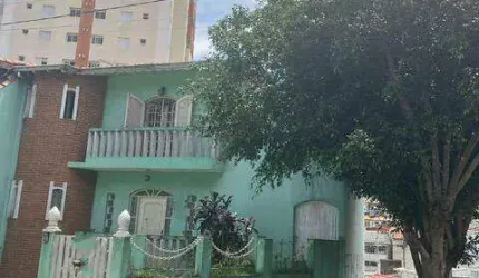 Sobrado à venda 4 quartos 4 suítes 8 vagas Santo Antônio - Santo André - SP