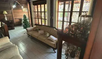 Sobrado à venda 3 quartos 1 suíte 6 vagas Independência - São Bernardo do Campo - SP