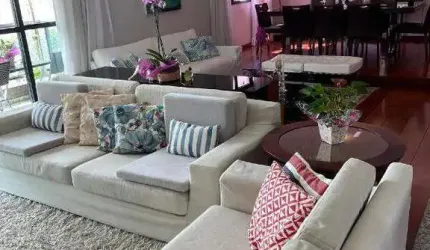 Apartamento 4 Dormitórios em Mirandópolis com 214m2
