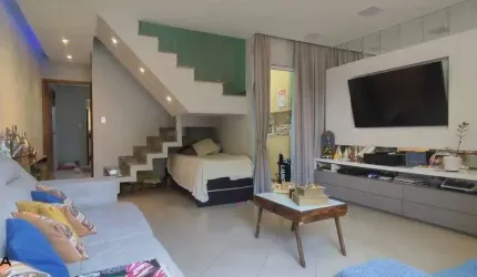 Sobrado à venda 3 quartos 3 suítes 4 vagas Pires - Santo André - SP