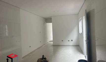 Sobrado à venda 3 quartos 4 vagas Assis Brasil - Mauá - SP