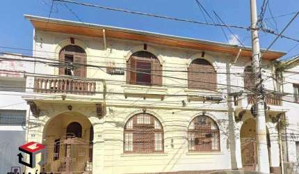 Sobrado residencial na Bela Vista com 365m2 de Terreno
